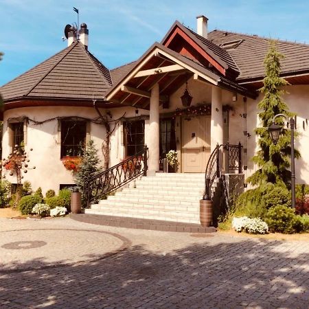 Calvados Hotel Ruda Slaska Buitenkant foto