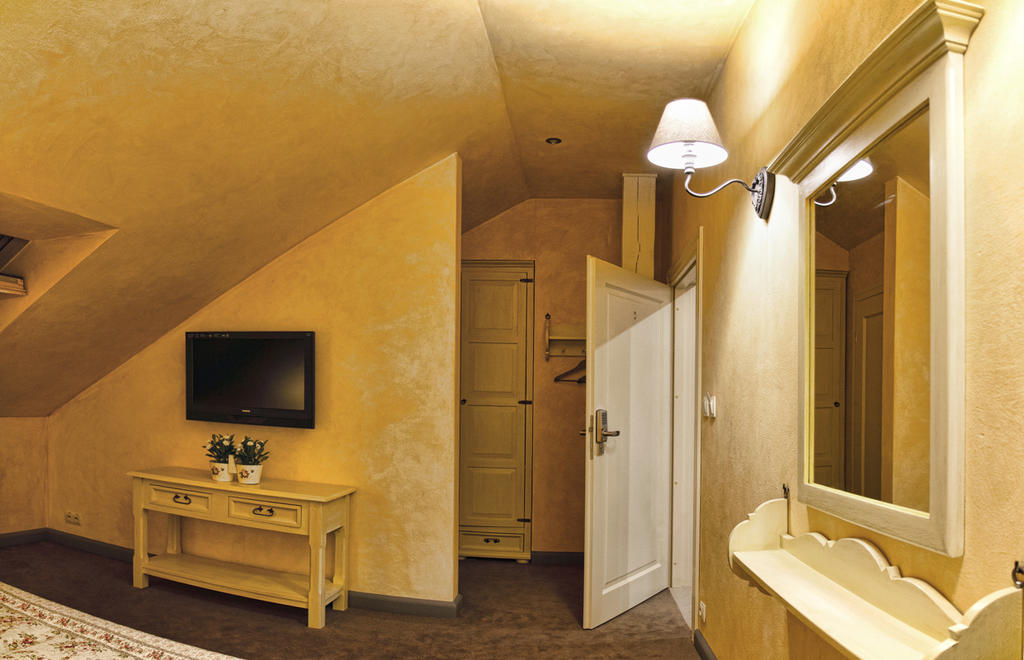 Calvados Hotel Ruda Slaska Kamer foto